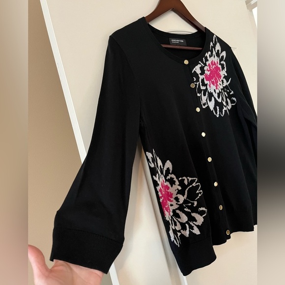 Jones New York Collection Black Long Sleeve Lightweight Floral Sweater Size L - Picture 7 of 13